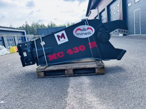 MINELLI SRL MC 430 nokkaleikkuri, Оборудование