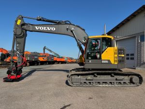 VOLVO ECR235EL + RASVARI + LÄMMITIN + PROBO INDEXATOR R8 PIHDILLÄ + S70, Bandburna grävmaskiner