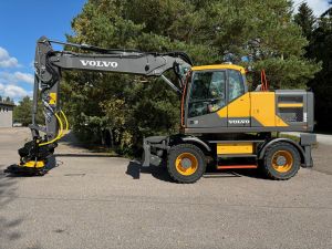 VOLVO EW180E + TAITTOPUOMI + BSS + RASVARI + LÄMMITIN + PROBO ENGCON EC226 PIHDILLÄ