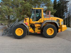 VOLVO L120H + PITKÄAISA + PIKALIITIN + LISÄHYDRAULIIKKA + BSS + LOADTRONIC VAAKA, Wheel loaders