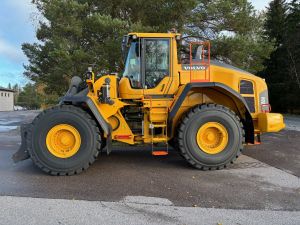 VOLVO L150H + PIKALIITIN + KAHDET LISÄHYDRAULIIKAT + CDC + LISÄVASTAPAINO + CO-PILOT, Pyöräkuormaajat