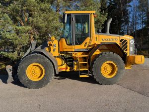 VOLVO L60F + PIKALIITIN + LISÄHYDRAULIIKKA + BSS + RASVARI + UUDET LAMELLIRENKAAT, Pyöräkuormaajat